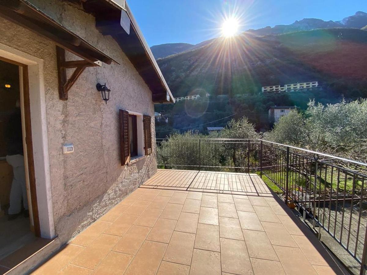 Olive Grove House Apartment Malcesine Exterior photo