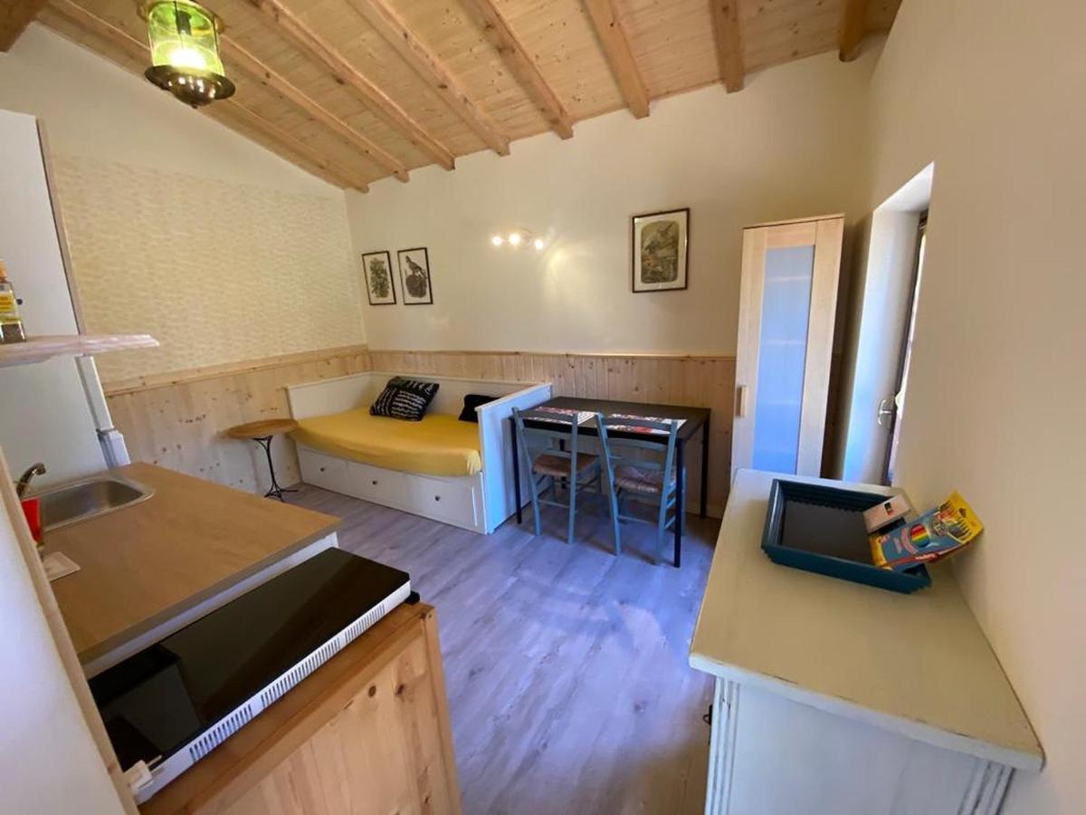 Olive Grove House Apartment Malcesine Exterior photo
